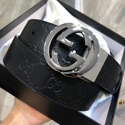 スーパーコピーグッチベルト背面デザイン